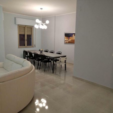 Апартаменти Casa Bella - 3 Baths - Walk To Ortigia Syracuse Екстер'єр фото
